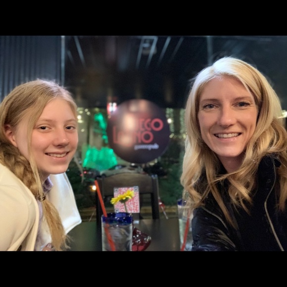 Meet your Posher, Posh - Picture 2 of 7